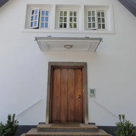 The Old Chestnut Tree Bed & Breakfast *