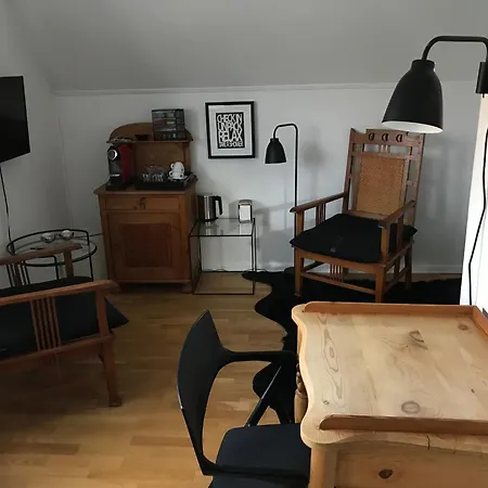 The Old Chestnut Tree Bed & Breakfast *